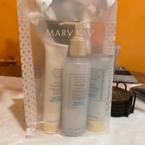 MaryKay Satin Hands Set. Refining Shea Scrub, Shea Cream and Protecting Softener